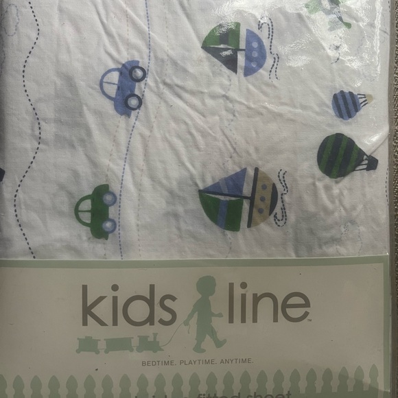 Fitted crib sheet - Picture 1 of 2